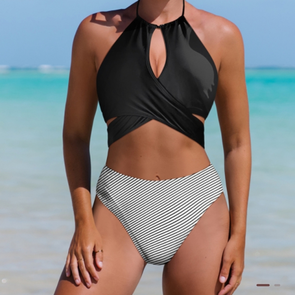 Bikini black and white. Brand new from Popvil. Never worn. Size L